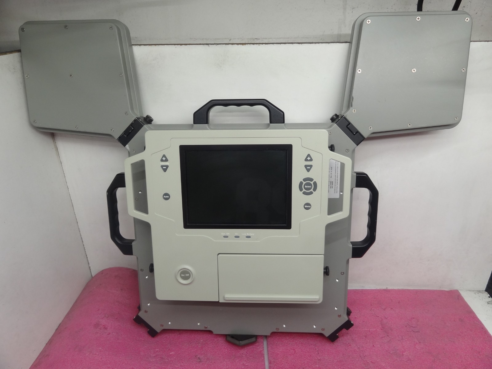 CAMERO XAVER 800 HIGH-PERFORMANCE 3D THROUGH-WALL IMAGING SYSTEM **READ** T9-D11