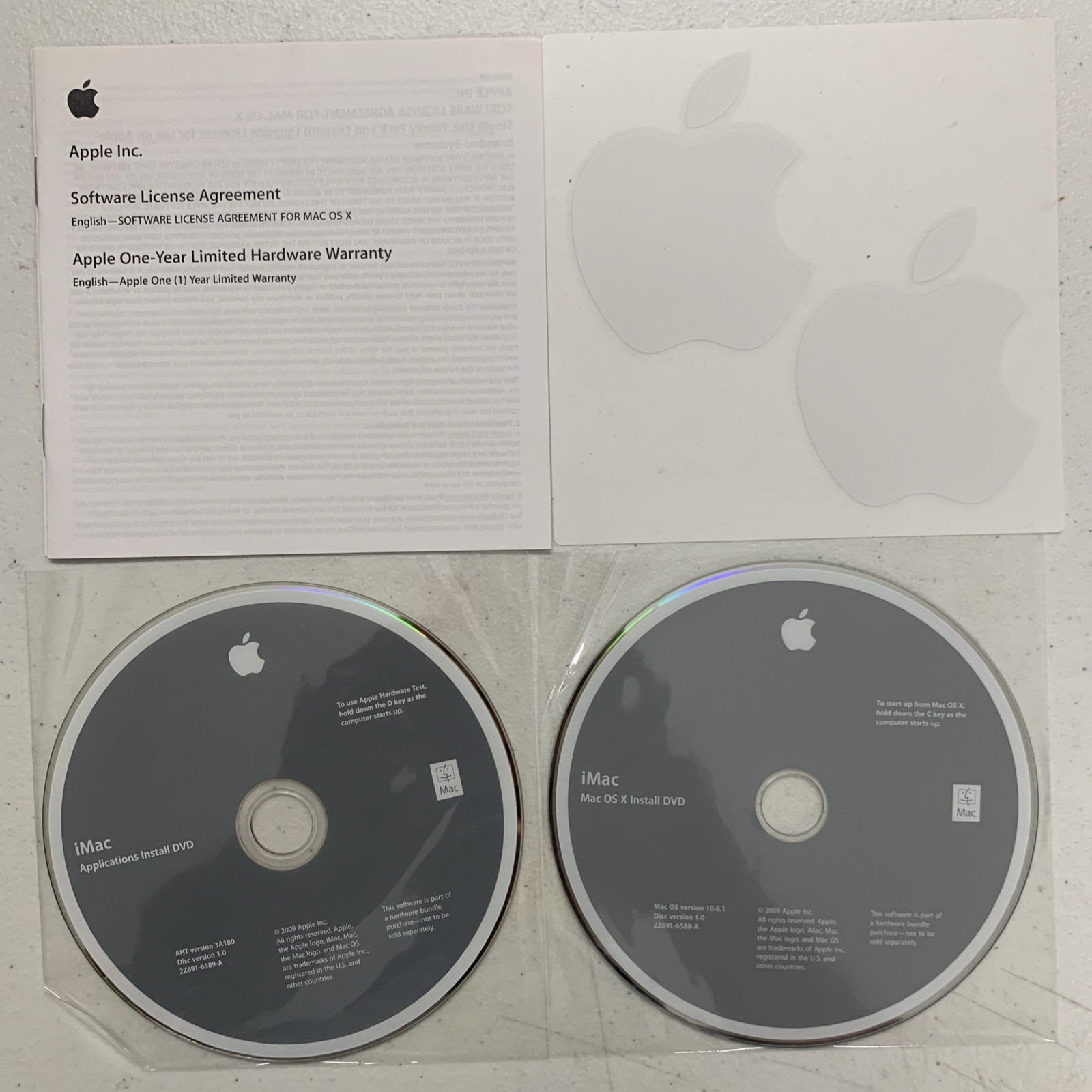 Apple iMac OS x 10.6.1 Everything Else Install Disc Install Discs & Manual