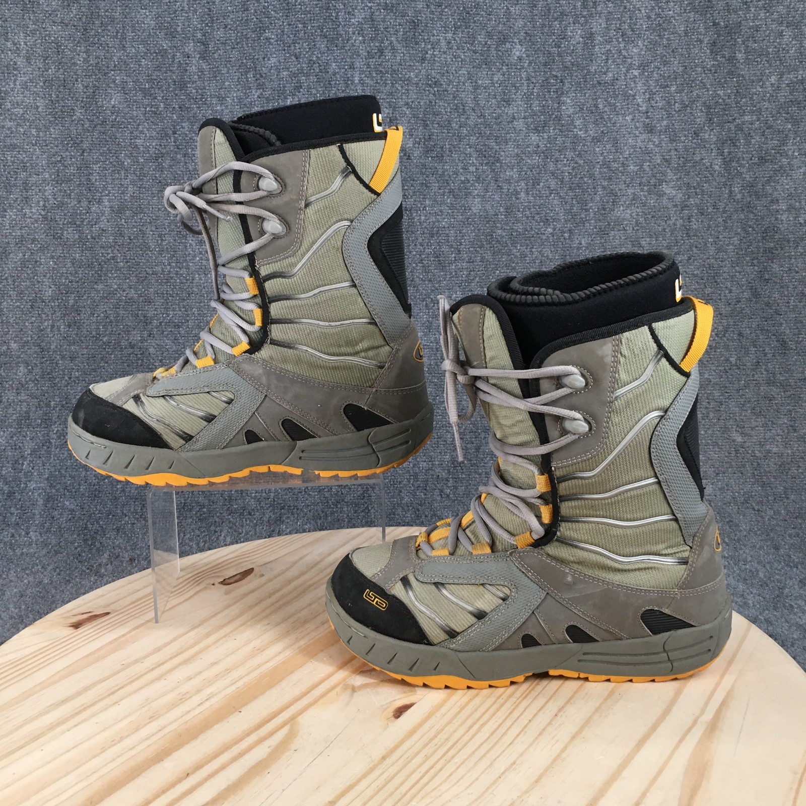 LTD Snowboards Boots Mens 8 Lyric Linered Mid Calf Lace Up Insulated Gray Multi