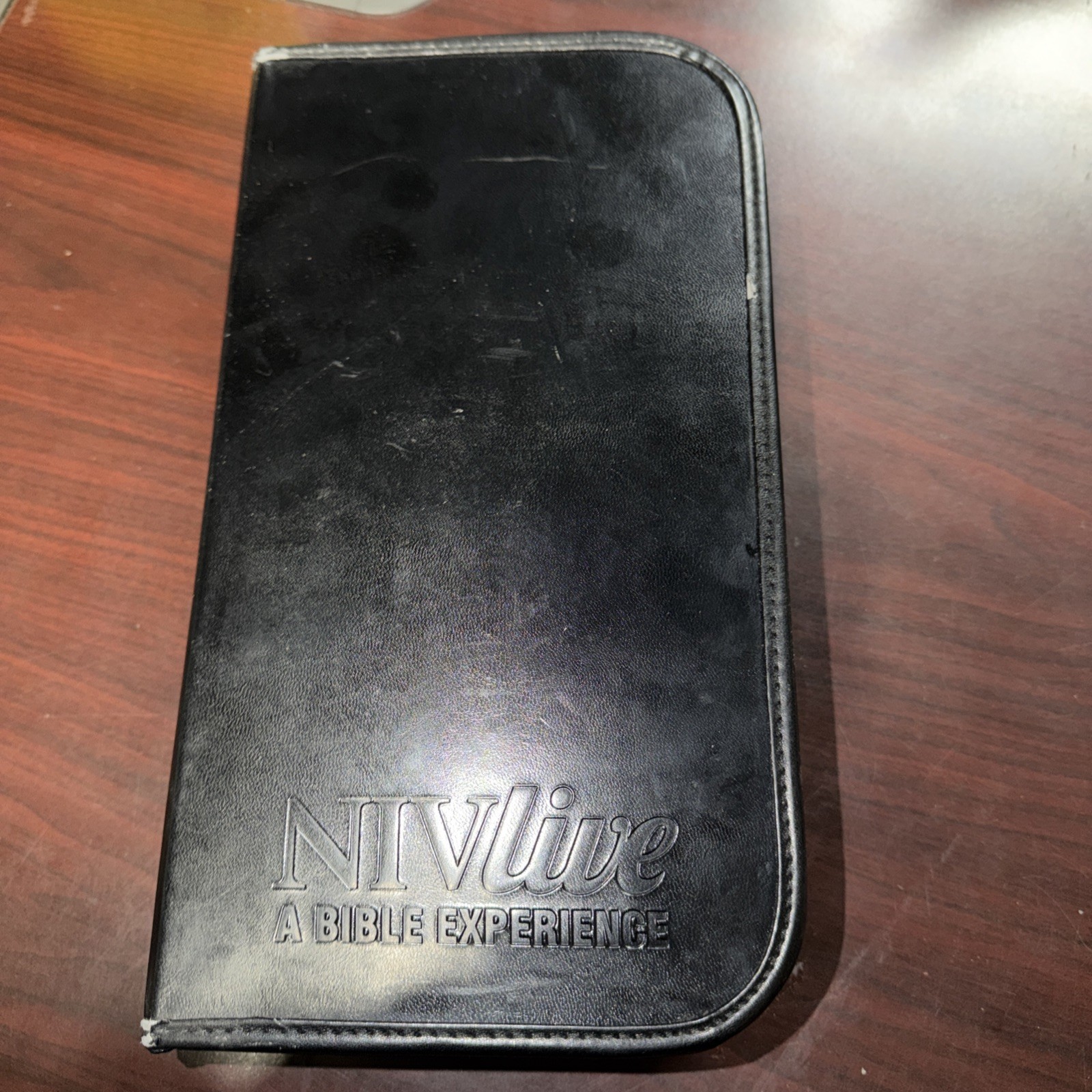 NIVlive A Bible Experience 80 CD Set with Leather Binder
