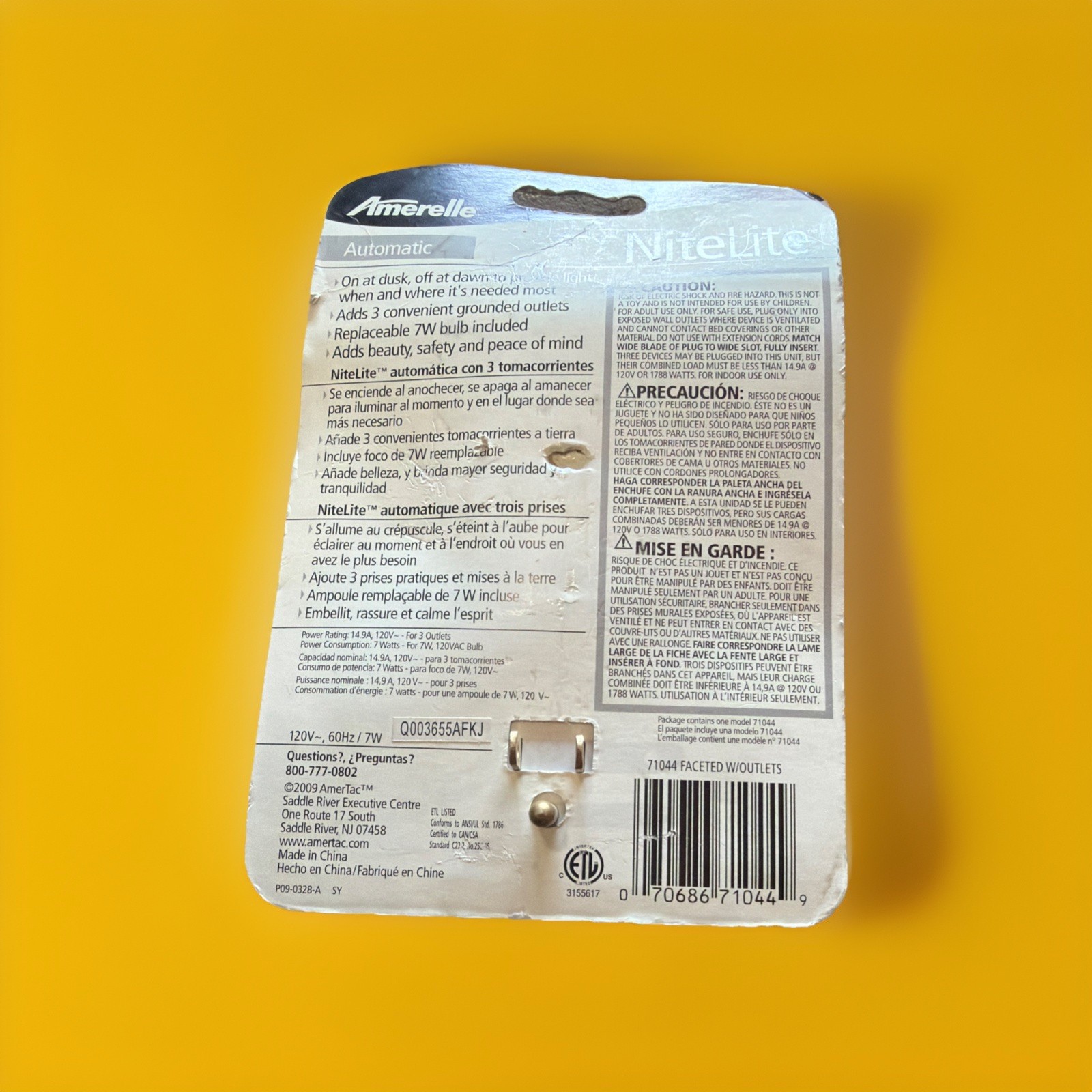 🔥1 Unit ~ Amerelle 71044 NiteLite Night Light w/ 3 Grounded Outlets🔥