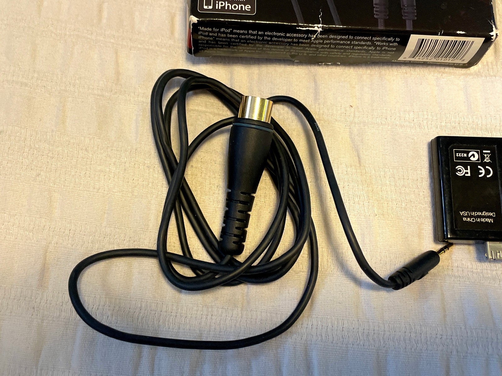 Line 6 MIDI Mobilizer 1 MIDI Interface For iPhone And iPod Touch.