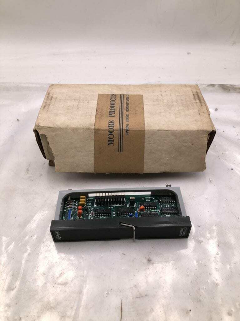 Moore 15215-1 PLC Manual Transfer Module -NIB