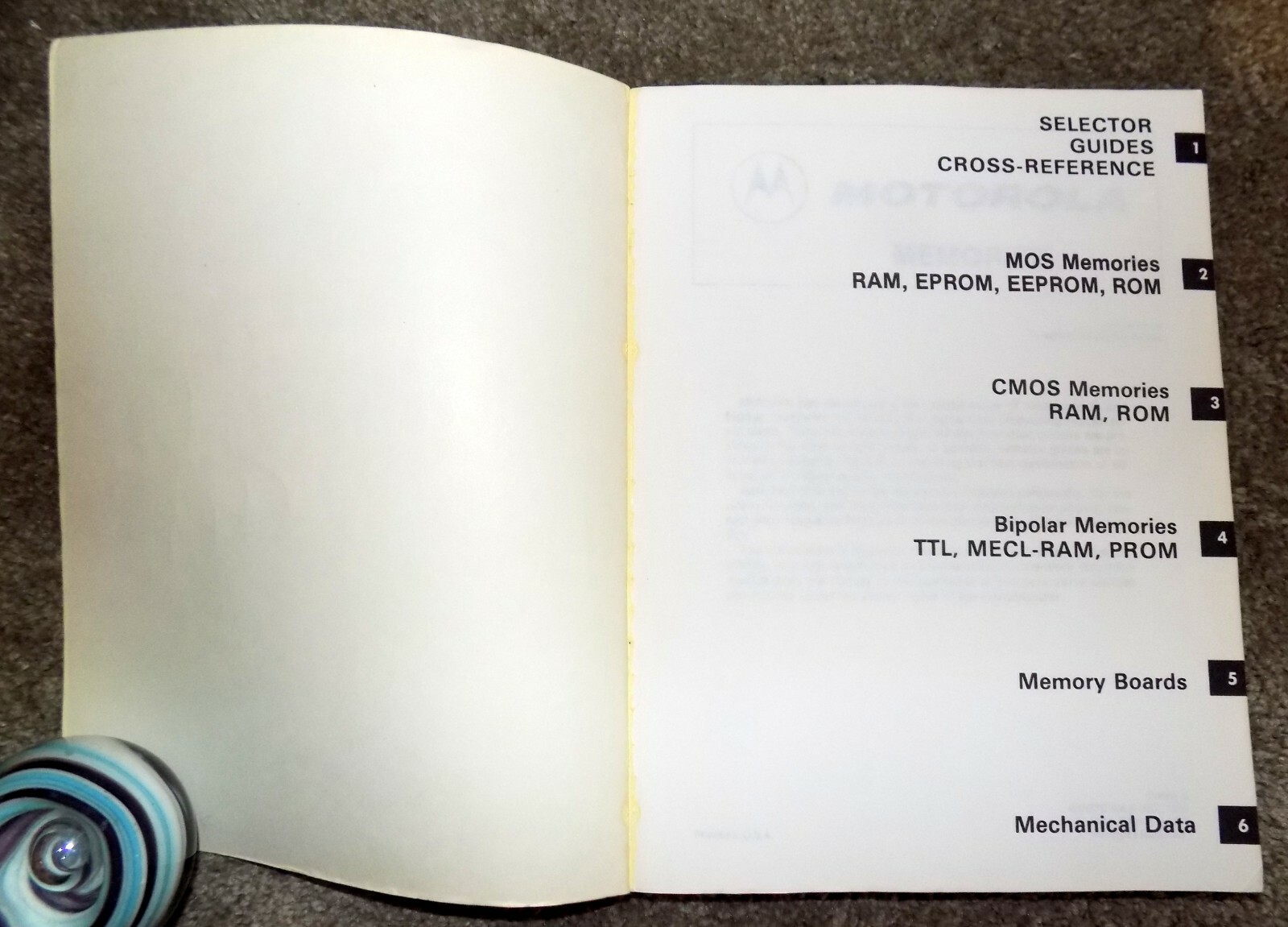 1980 Motorola Memory Data Manual