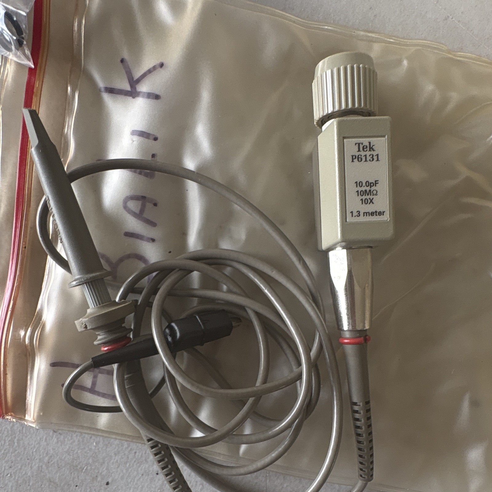Tektronix Tek P6131 10X Oscilloscope Probe 10 pF 10 MΩ 1.3 Meter