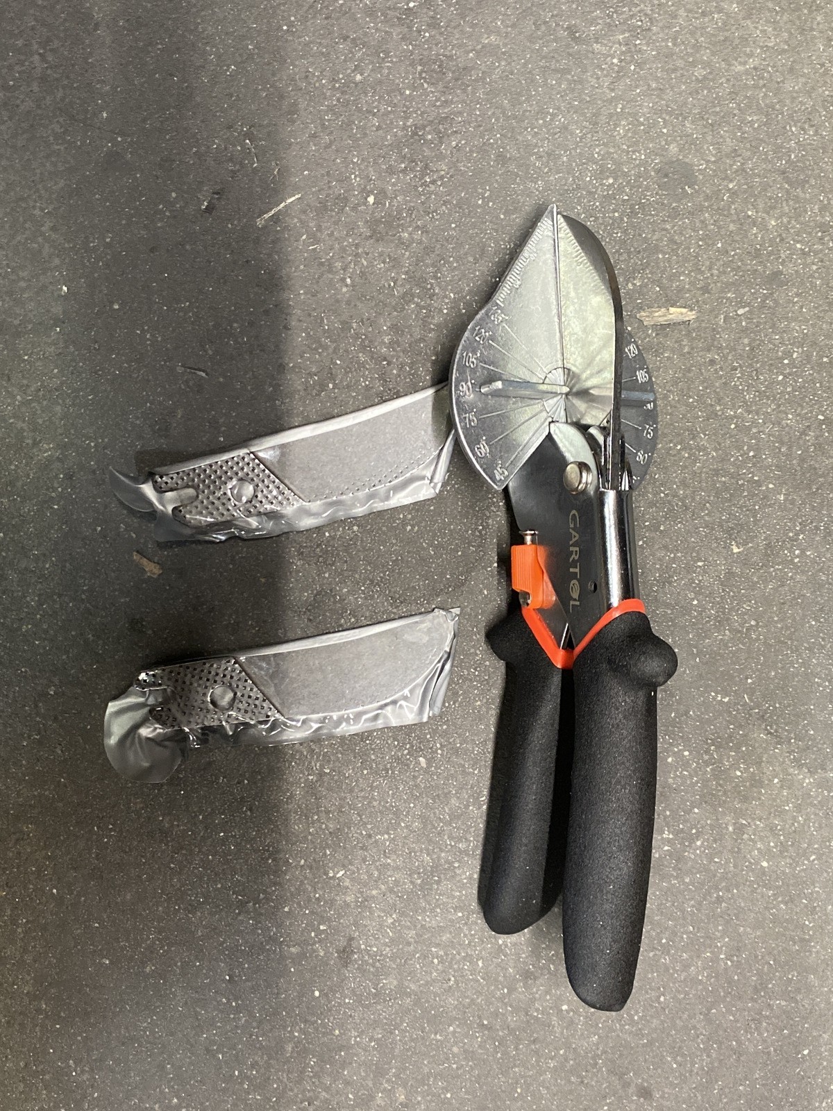 GARTOL Miter Shears for Cutting Soft Wood Plastic 45" to 135" Degree