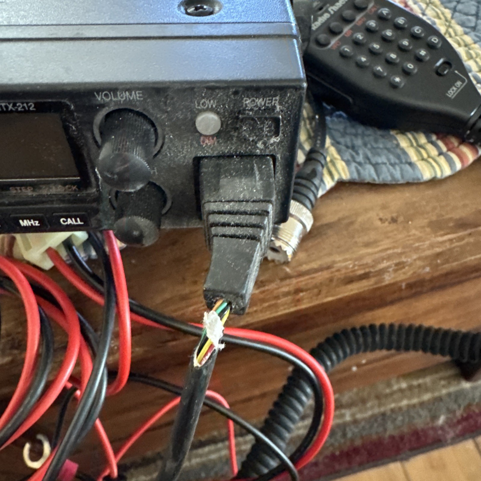 Radio Shack HTX-212 Two Meter Mobile Transceiver Works Great!