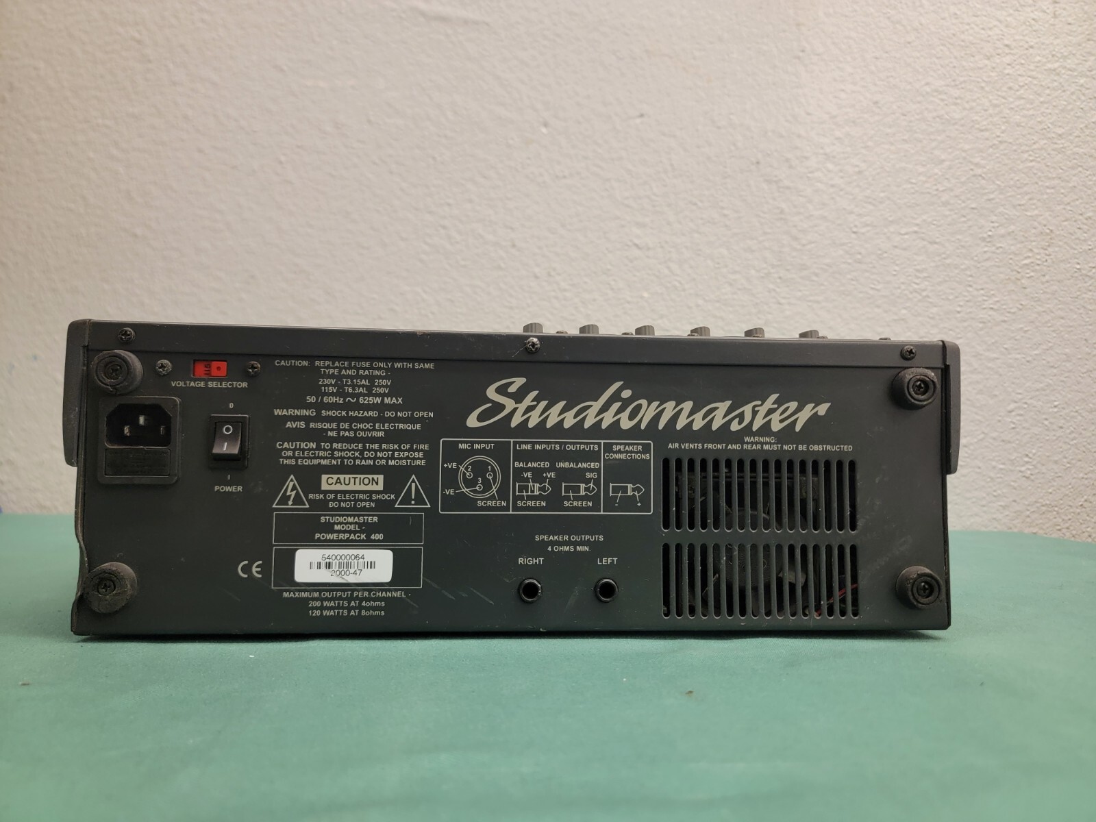 Studio Master P400 Powerpack Mixer. Fast Shipping!