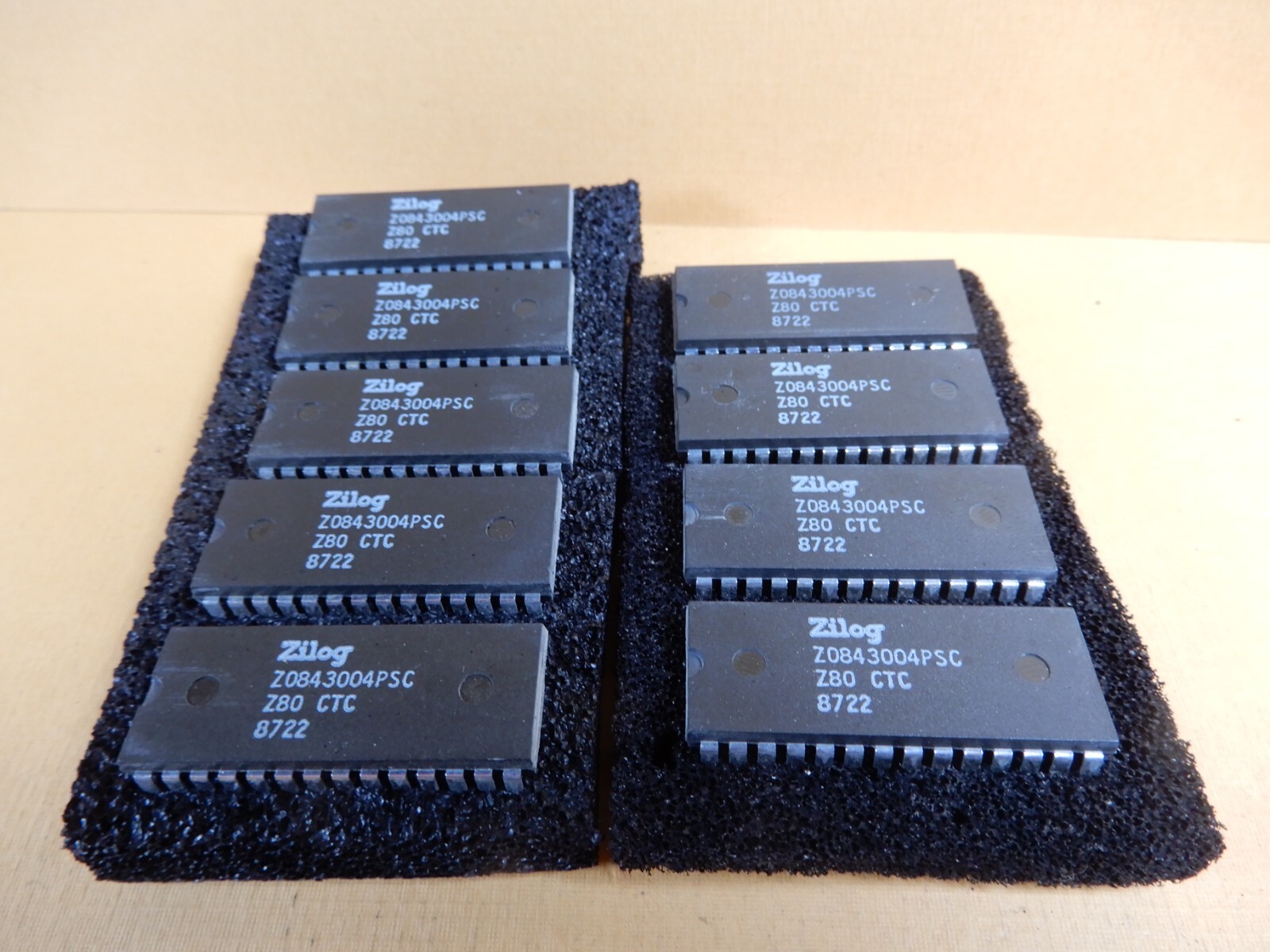 Zilog Z0843004PSC Counter Times IC's Qty 9 NOS