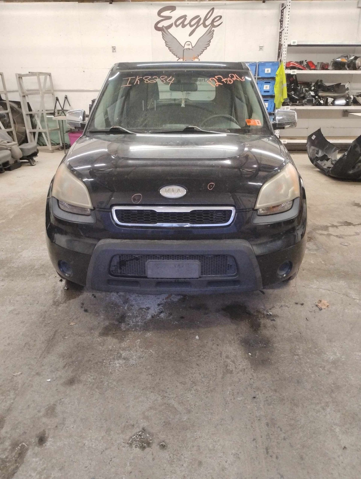 Spindle Knuckle Front KIA SOUL Left 10 11