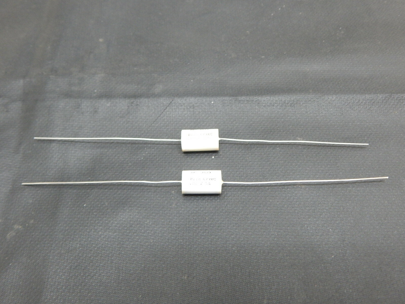 BISHOP BEC H11B224J 0.22UF 67VAC 10% AUDIO GUITAR AXIAL CAPACITOR - LOT OF 2