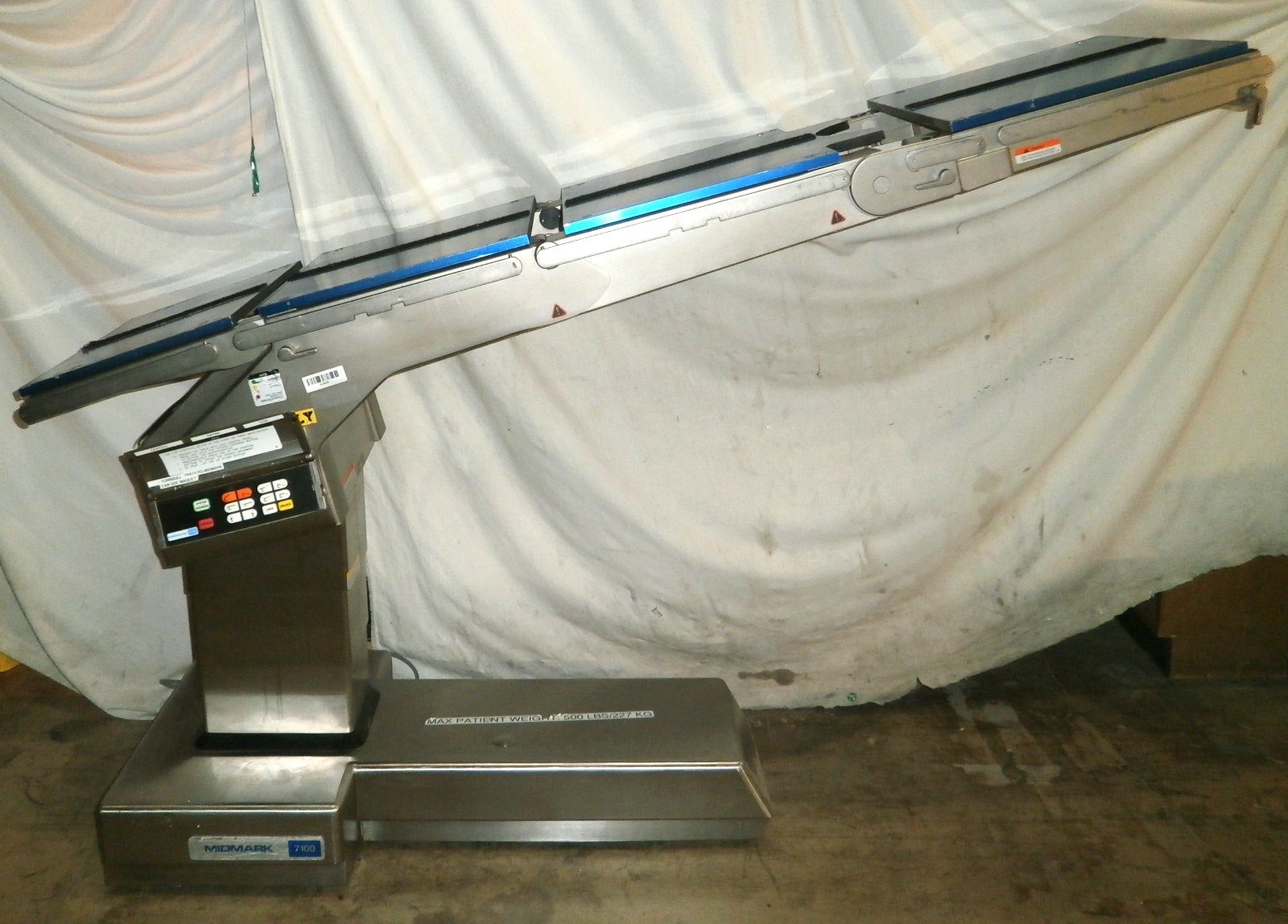 Midmark 7100 Surgical Table Max Weight 500 lbs