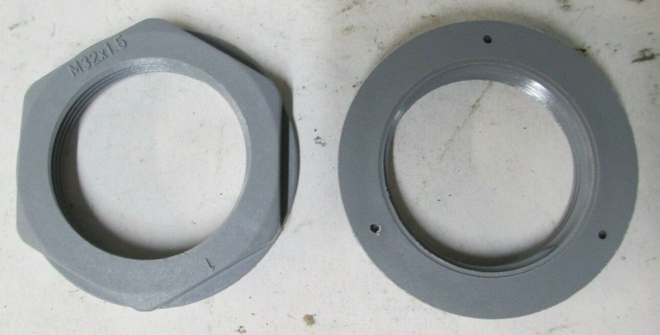 Lutze LPM32G Lock Nut Bag of 15