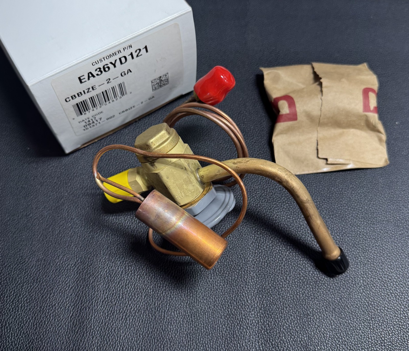 Sporlan Valve CBBIZE-2-GA RCVYD121 EA36YD121 New Old Stock