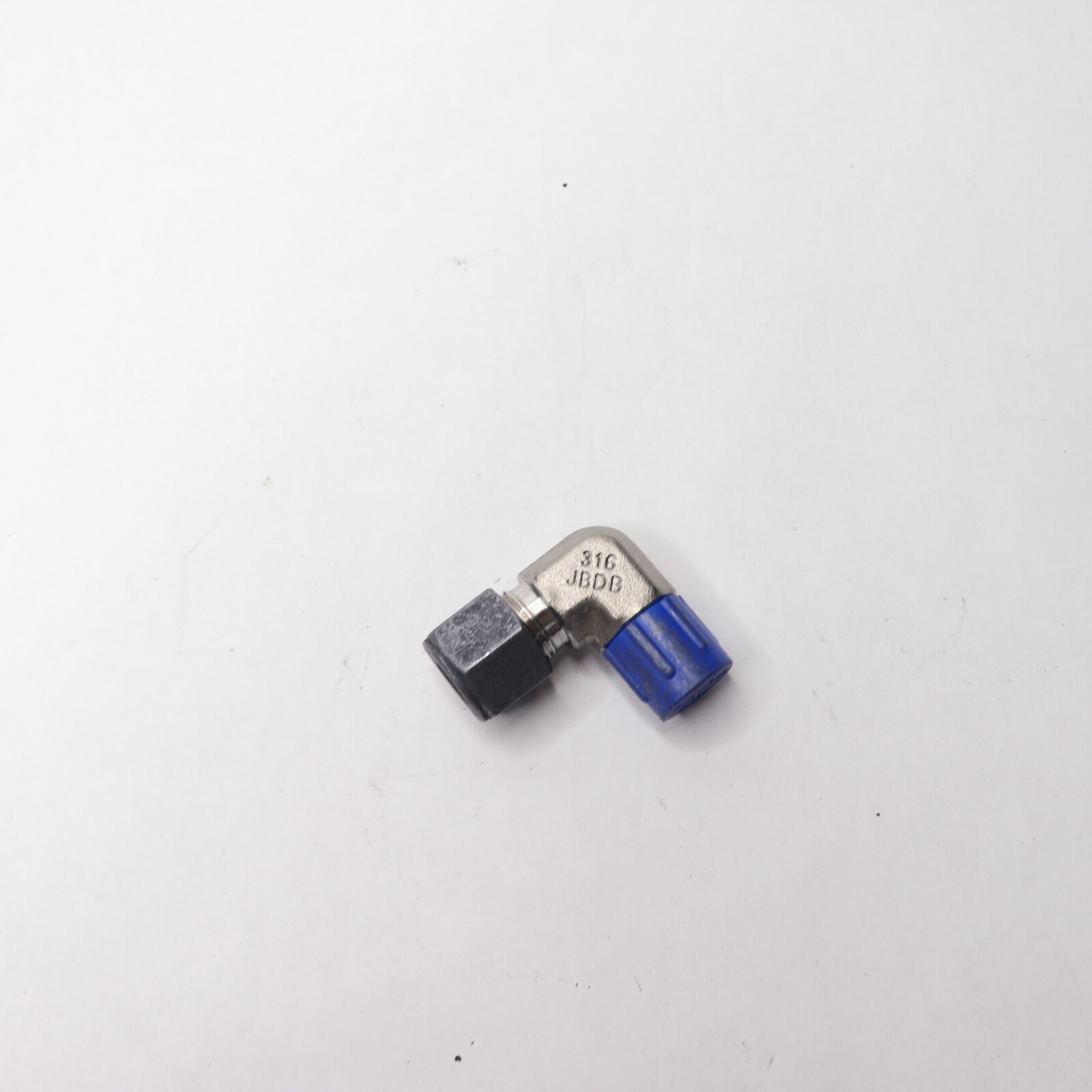 90 Degree Male Elbow Stainless Steel 3/8" 316JBDB