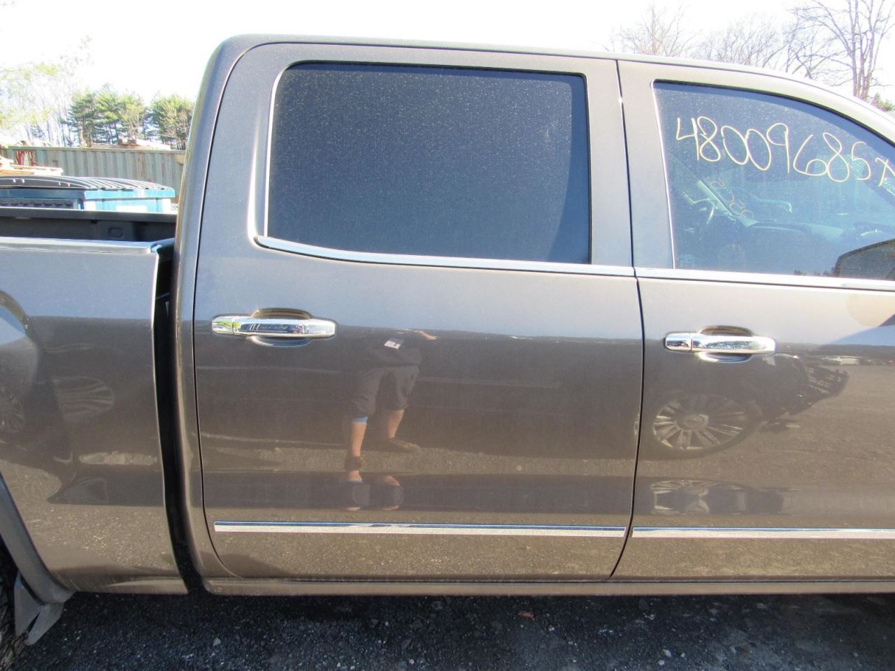 SIERRA150 2015 Glove Box 1035558