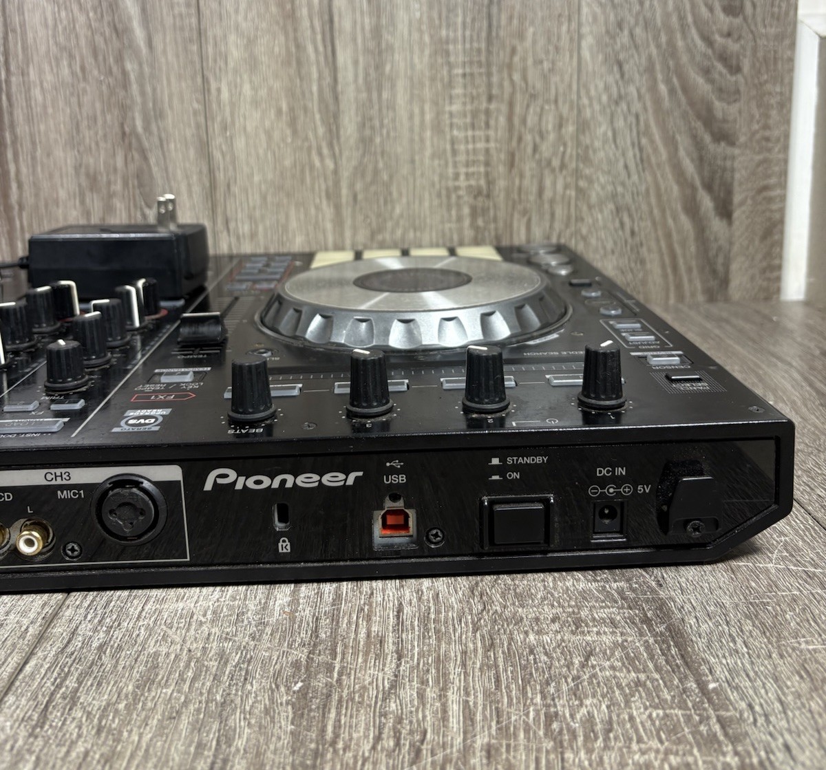 Pioneer DDJ-SX2 Performance DJ Controller With AC Power Adapter Tested.