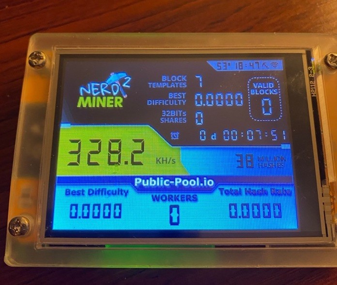 Nerdminer V2 Bitcoin Crypto Miner 350 k/hs Hashrate complete setup ESP32
