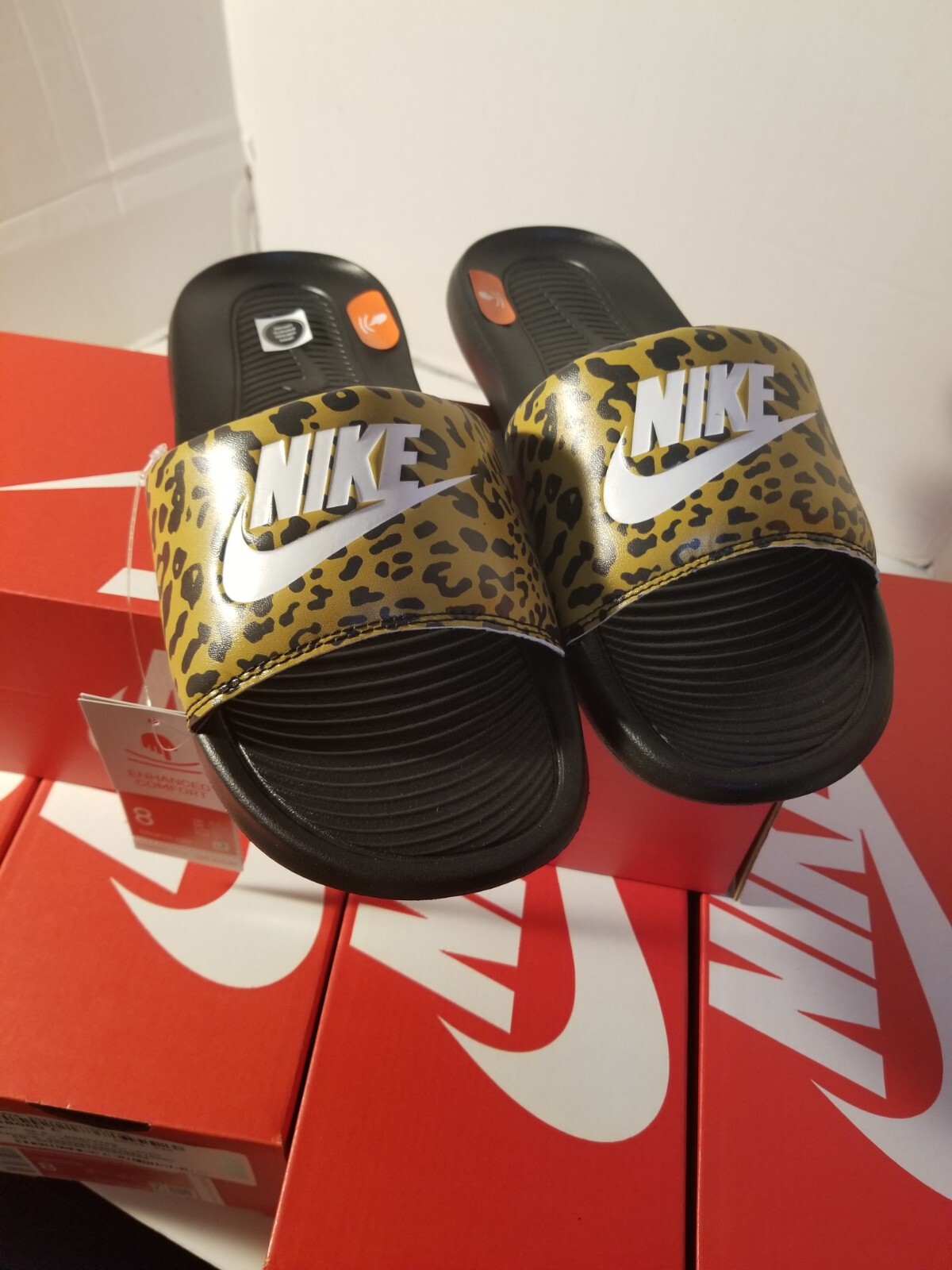 NIKE WOMENS VICTORI ONE SLIDE PRINT Chutney/white CN9676-700  Size 8