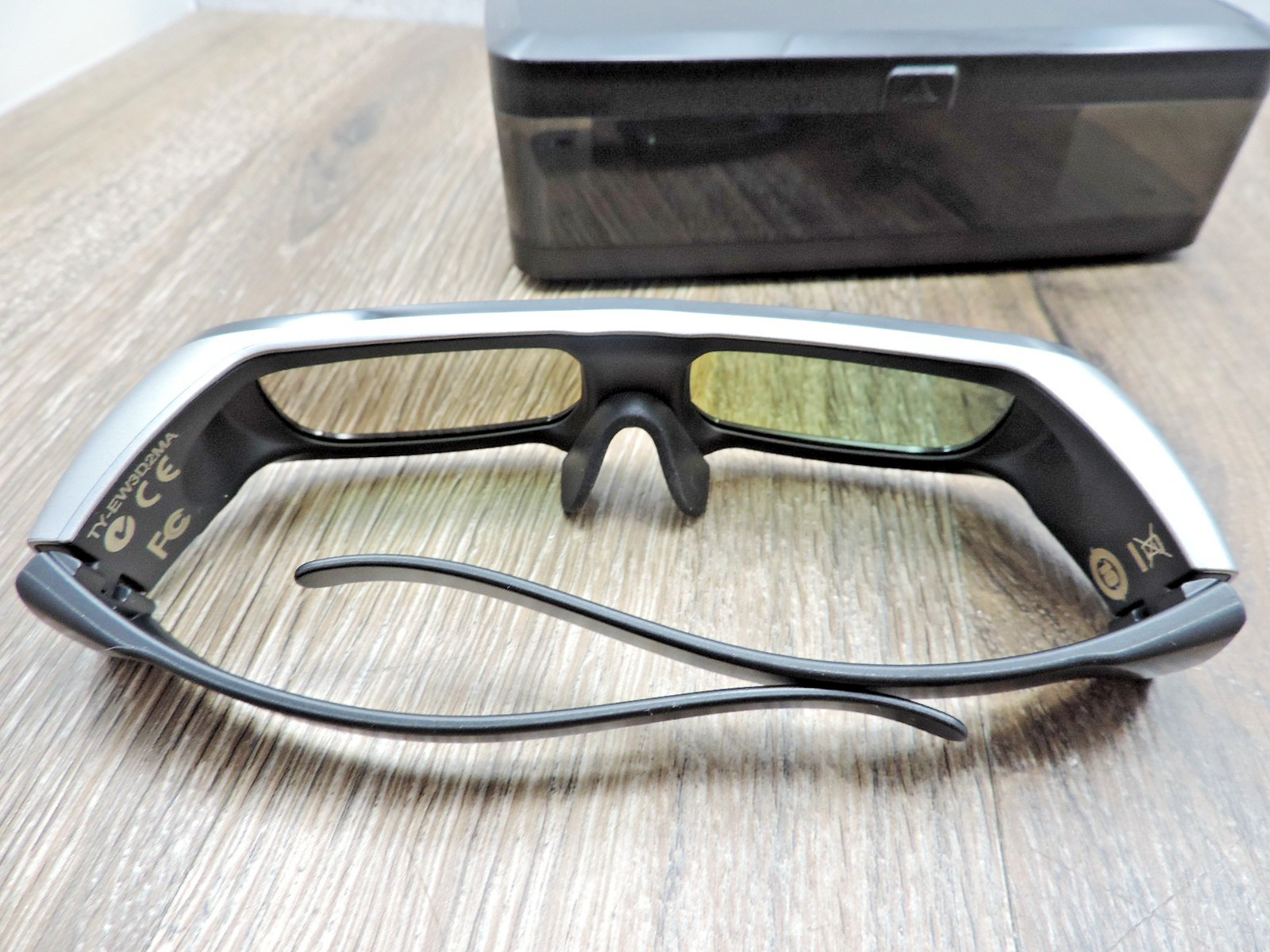 Panasonic 3D Full HD Glasses TY-EW3D2MA w/Original Case Untested