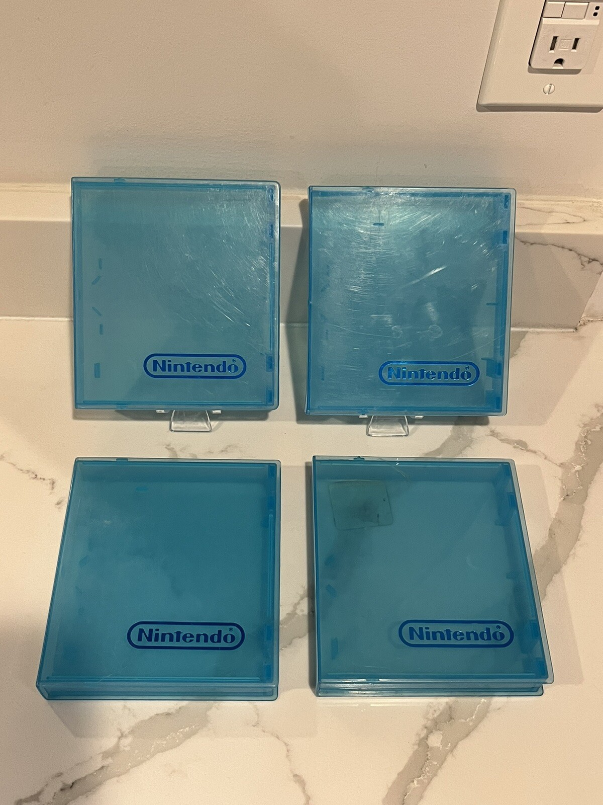 LOT OF 4 - Vintage OEM NES Nintendo Hard Plastic Clamshell Protector Cases BLUE