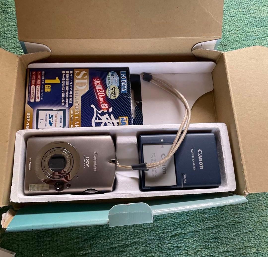 Canon IXY DIGITAL 1000