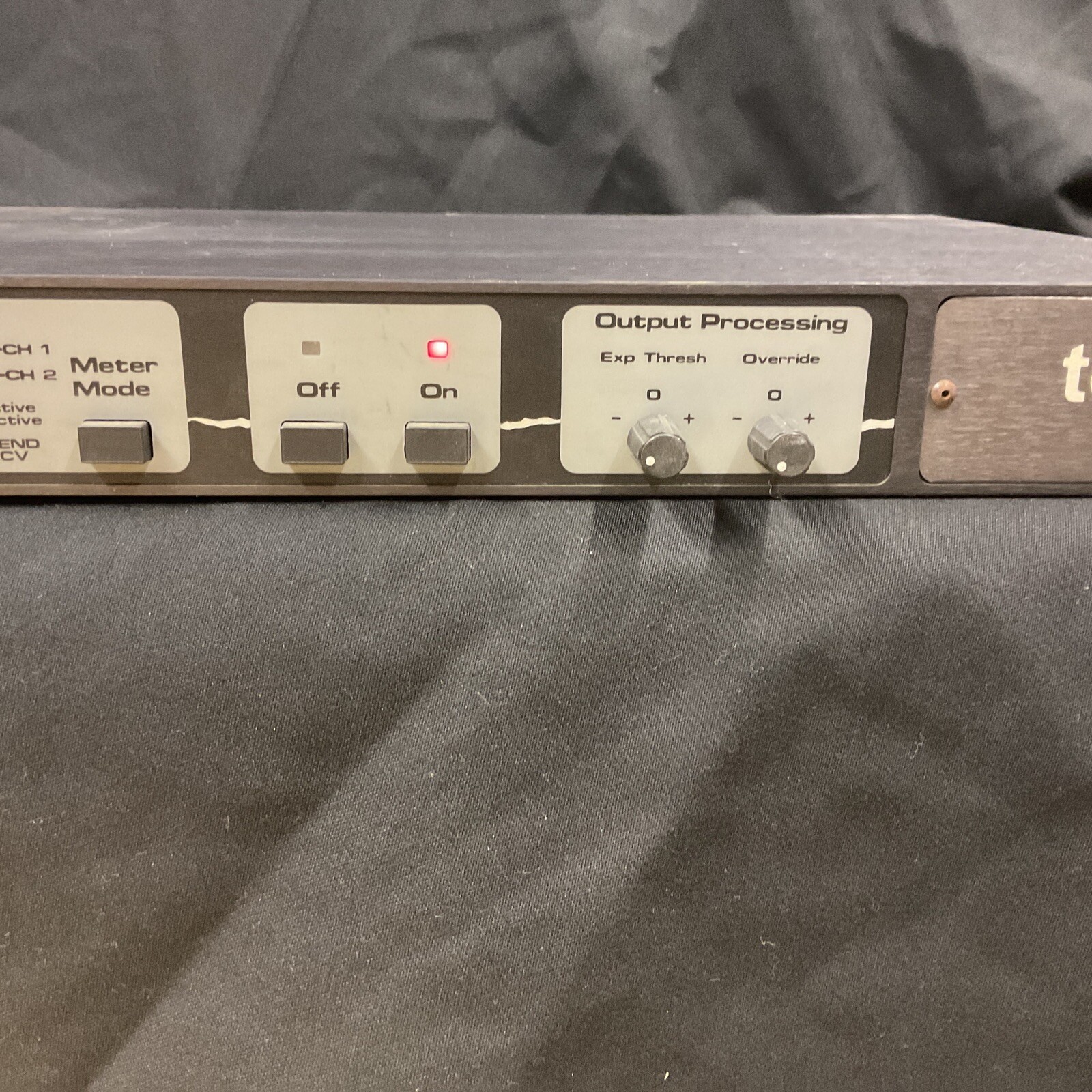 Telos 100 Delta Digital Broadcast Hybrid Phone Line Audio Console Interface