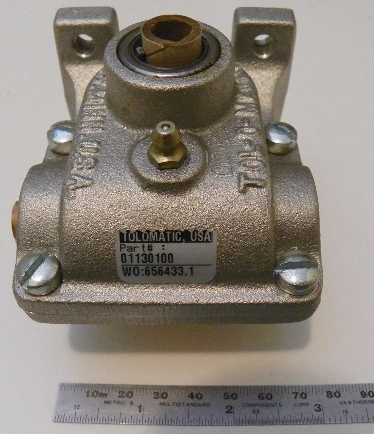TOL-O-MATIC FLOAT-A-SHAFT GEARBOXES: 5/8”x1/2”Shafts,NIB,LH01140100 & RH01130100