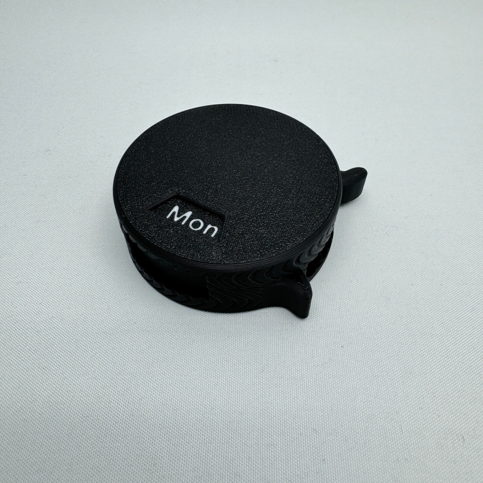 Compact Pill Organizer Mechanical 7 Day Pill Box Easy Load Small Travel Size
