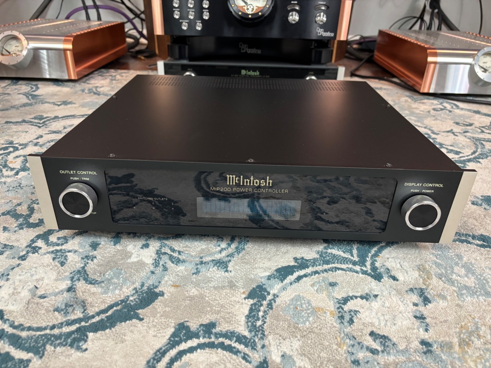McIntosh MIP200 Power Controller - Excellent