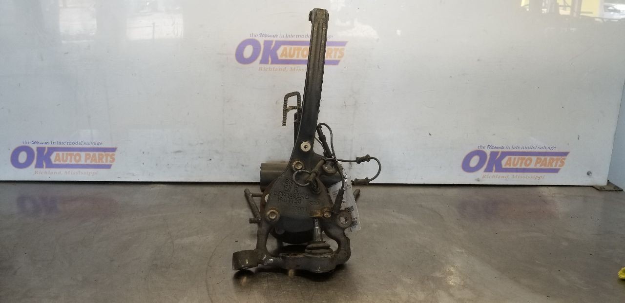 16 DODGE CHALLENGER SRT 6.4L SPINDLE KNUCKLE FRONT RIGHT PASSENGER