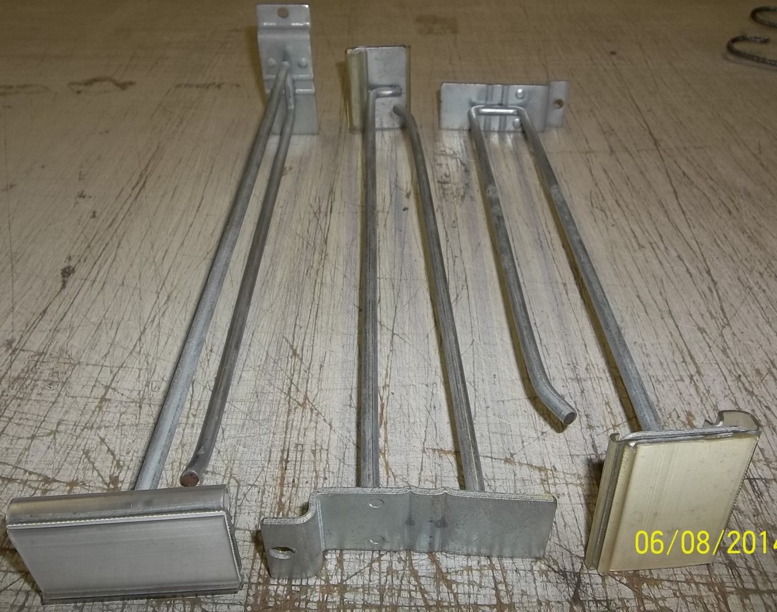 HOOKS, SLATWALL/SLOTWALL, GRIDWALL, LOT OF 20, USED, RETAIL STORE
