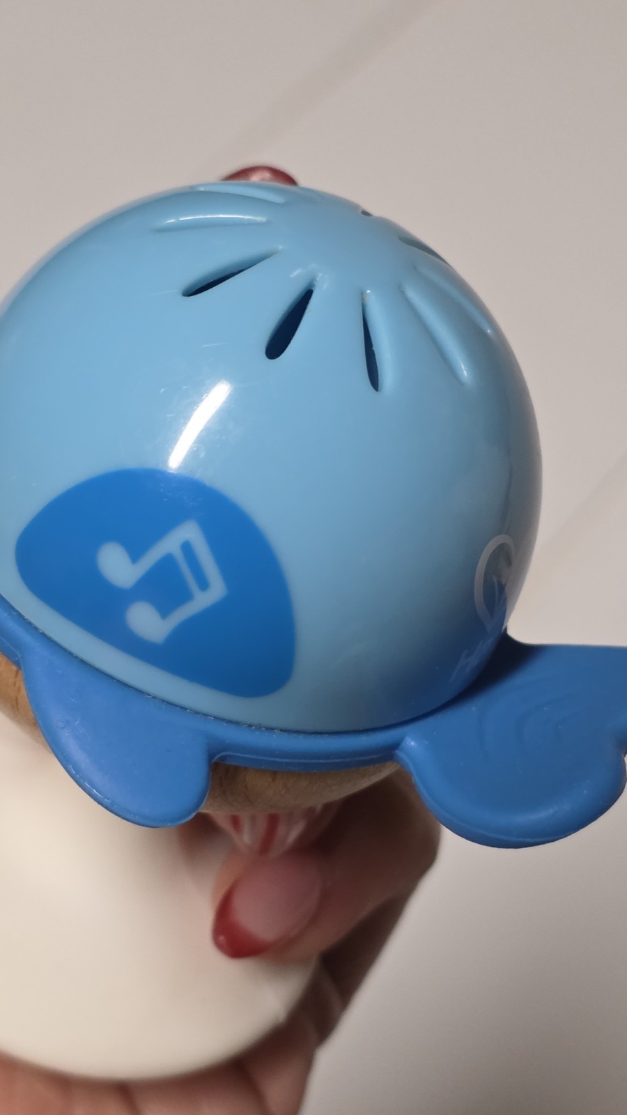 1 Suction Toys And 1 Small Toys