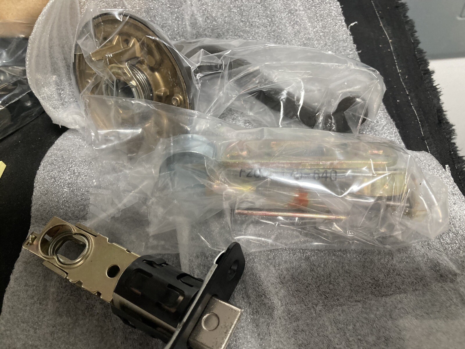 schlage inside handleset F59 FLA613 LH ***read Description ***