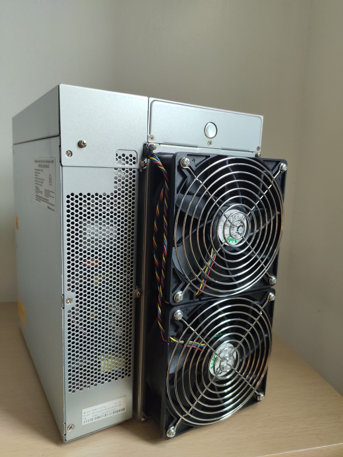 Bitmain Antminer S19 Pro 110TH/s – Bitcoin Miner (SHA-256)