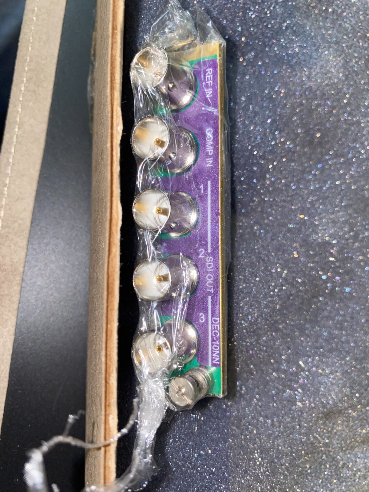 Miranda DEC-1023 12-bit composite to SDI decoder