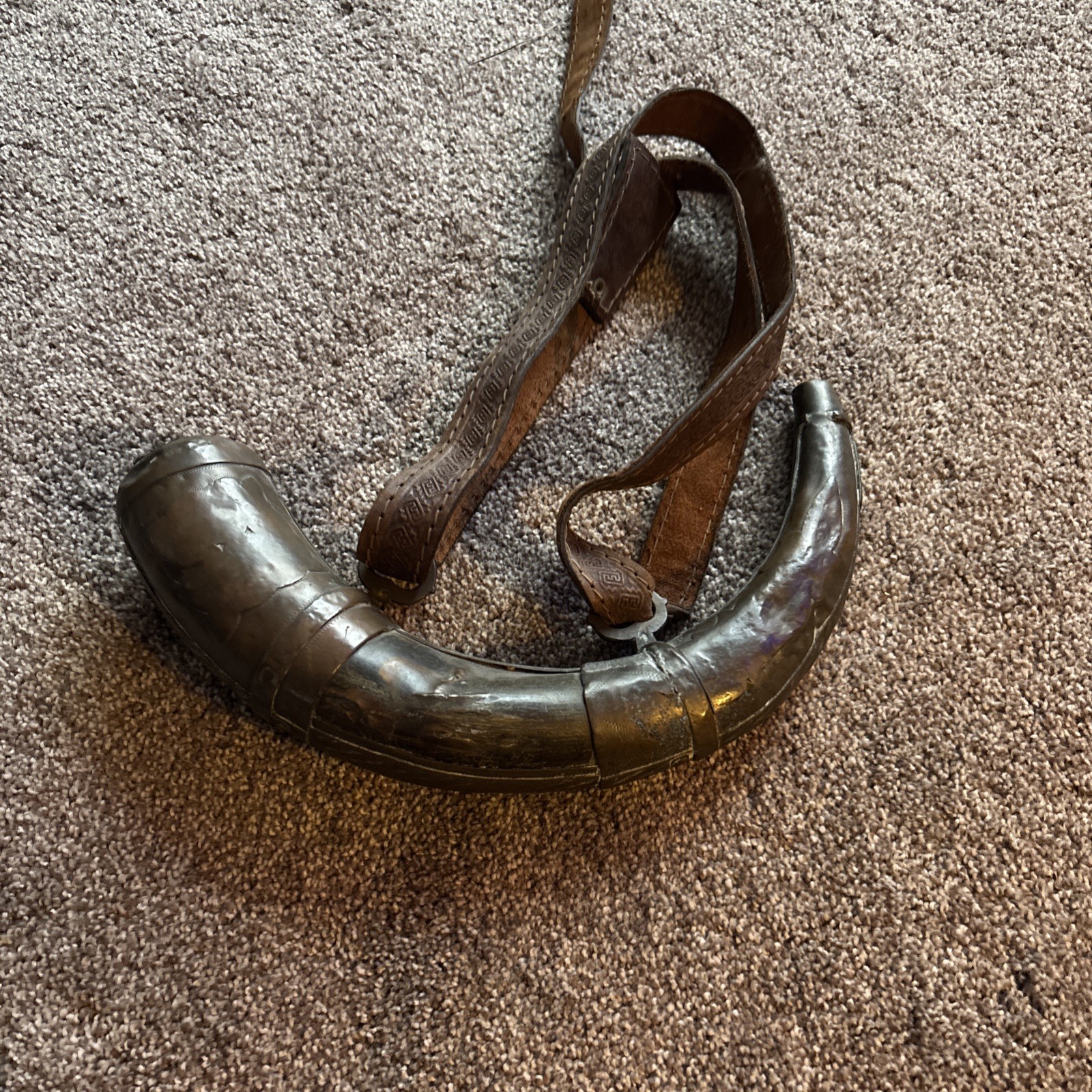 Vtg 12” Moroccan Wood POWDER HORN w/Brass Fittings & Leather Strap, Intricate
