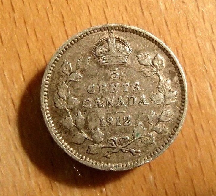 1912 CANADA 5 CENT SILVER COIN NICE CIRCULATED COIN #1