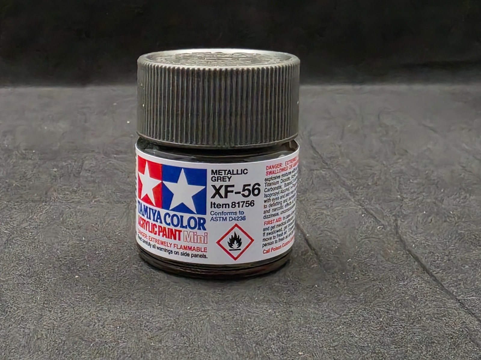Tamiya XF-56 Flat Metallic Grey Acrylic Paint 10ml Mini Bottle 81756