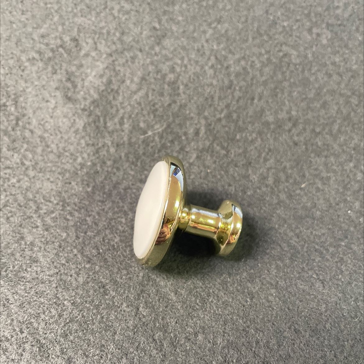 (12-Pack) 1-1/4" White Plastic Insert Knob Polished Brass