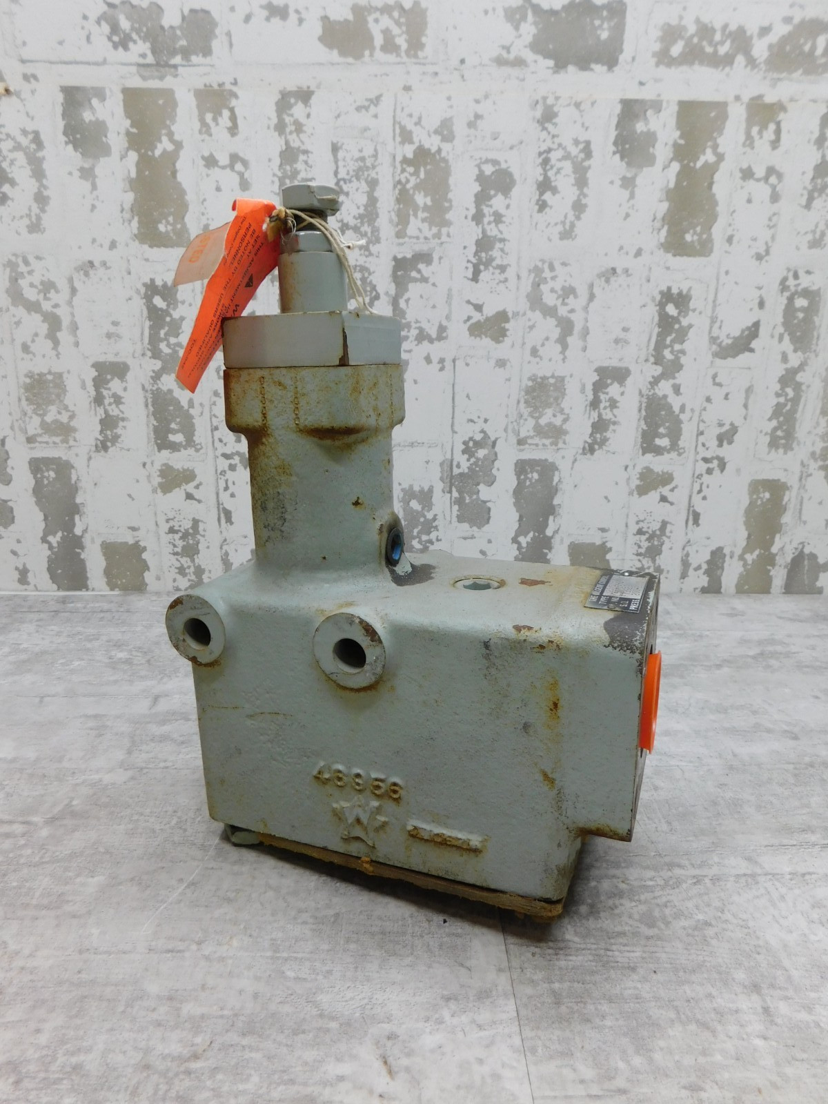NEW Oilgear Hydraulic Oil Pump, 1.25/1.50 VLV, L507487-004, 200-2000 Pressure