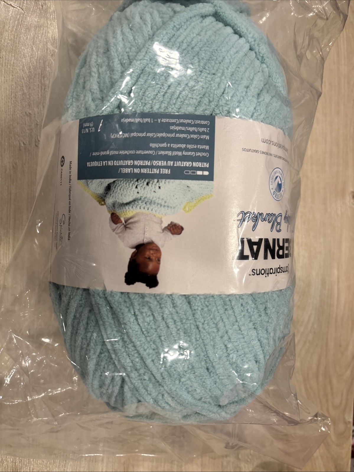 Bernat Baby Blanket Big Ball Yarn-Seafoam 161104-4736 10.5 Oz 300 G NEW