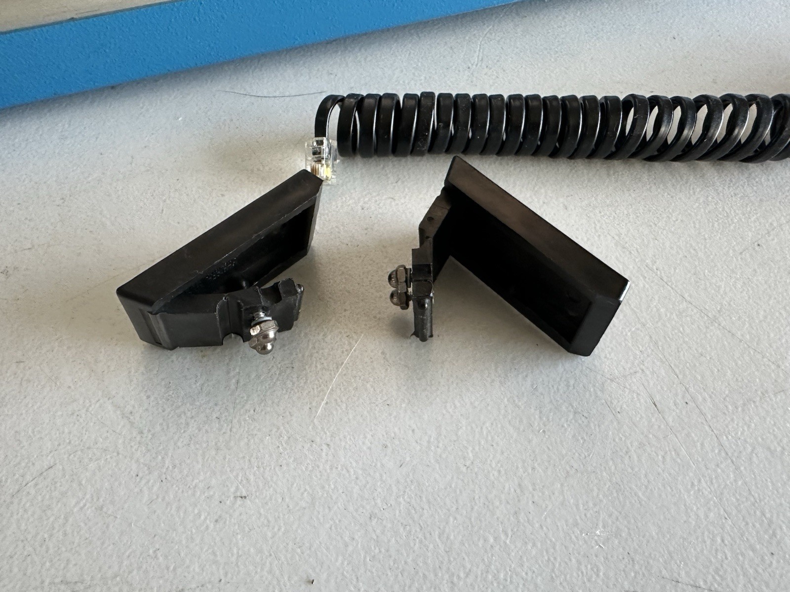 Kaypro II Vintage Portable Computer Keyboard Cable Clasps