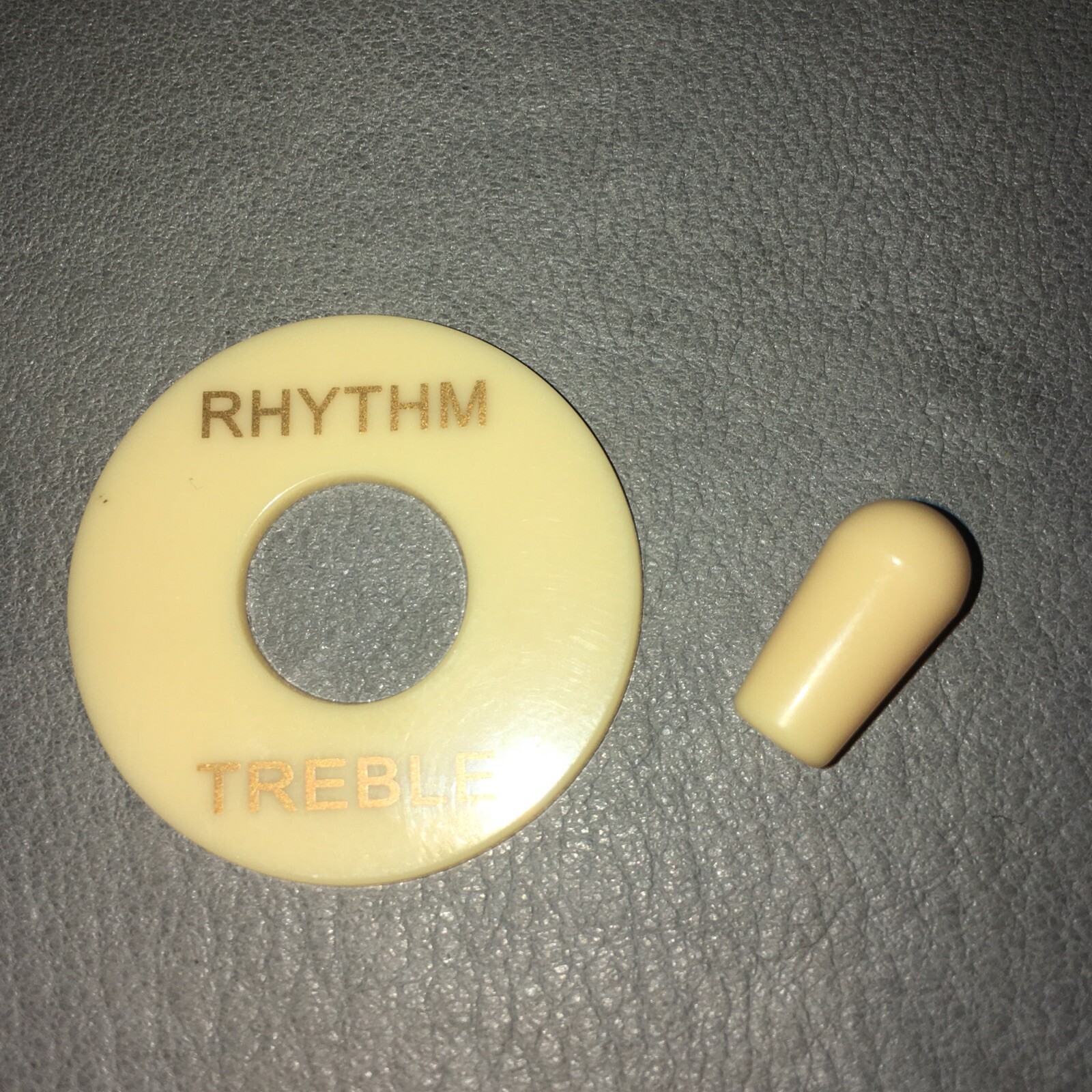 USA Seller~Gibson 8/32 Cream Switch Tip & Plate for USA Gibson Switchcraft