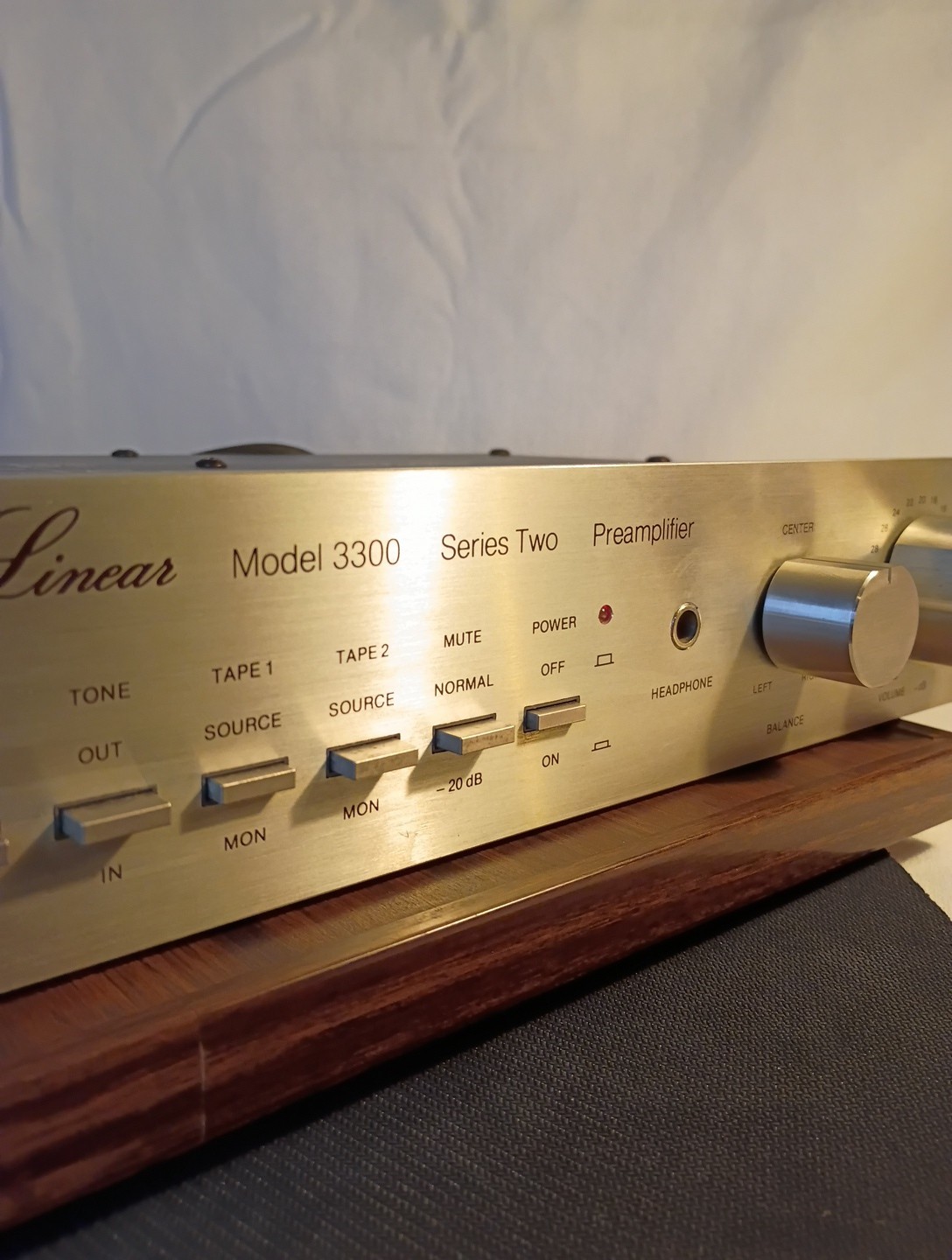 🔥PHASE LINEAR Model 3300 Series Two Preamplifier 80's w/Rack Handles Silverface