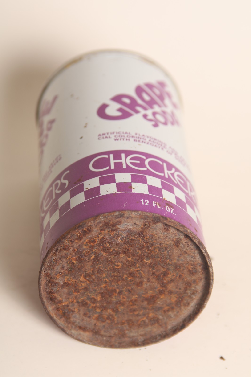 Checkers Grape soda can - 12oz