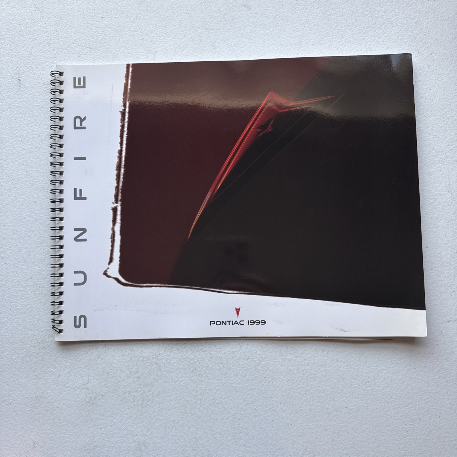 1999 Pontiac Sunfire Sales Dealer Brochure Catalog