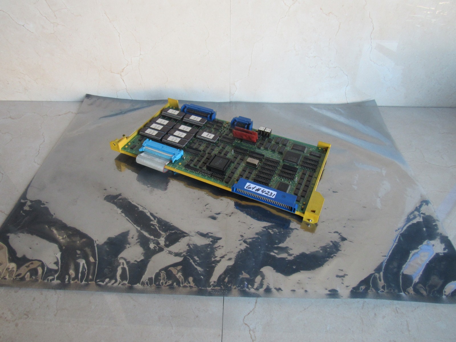 Fanuc A16B-2200-0470 -/11B With A16B-1600-0281 -/01A Lot # 4231 Listed by Mike