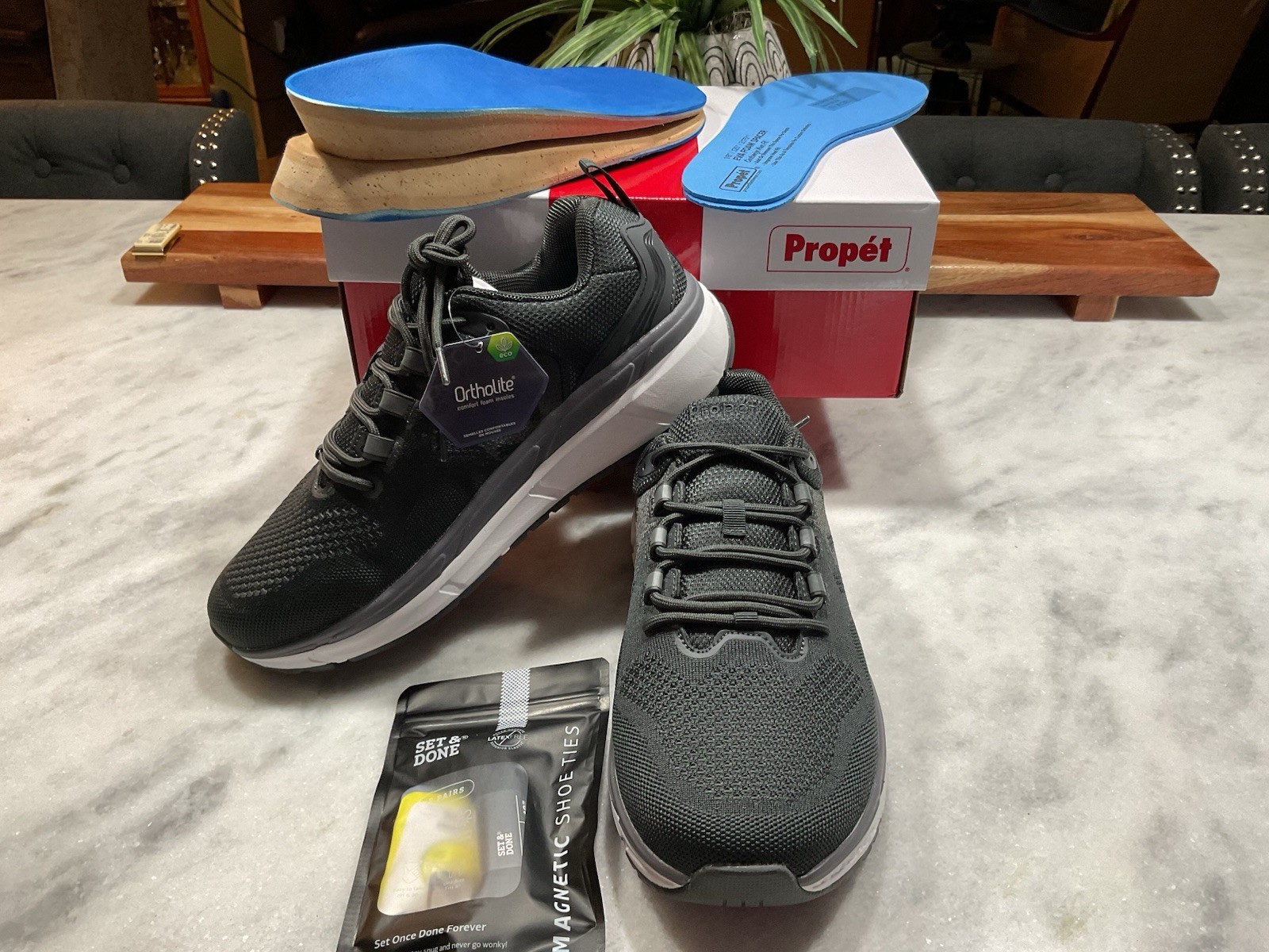 Man's Athleisure Propet Ultra 267 Sneaker SZ 11 W/insoles And Laces