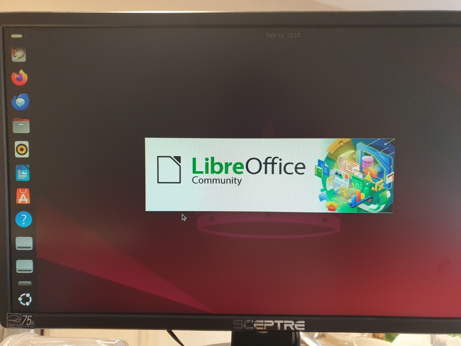 Linux Ubuntu 24.04.3 LTS, 64-bit, Bootable Live and Install USB Flash Drive